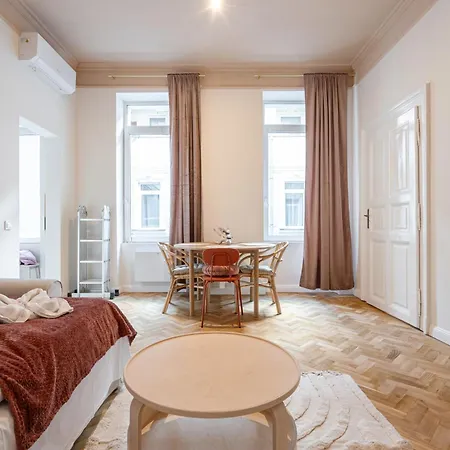 Daydream Den Apartment Budapest Exterior photo