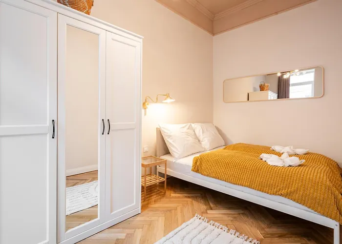 Daydream Den Apartment