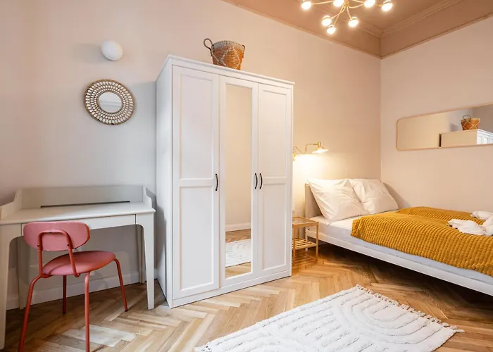 Daydream Den Apartment