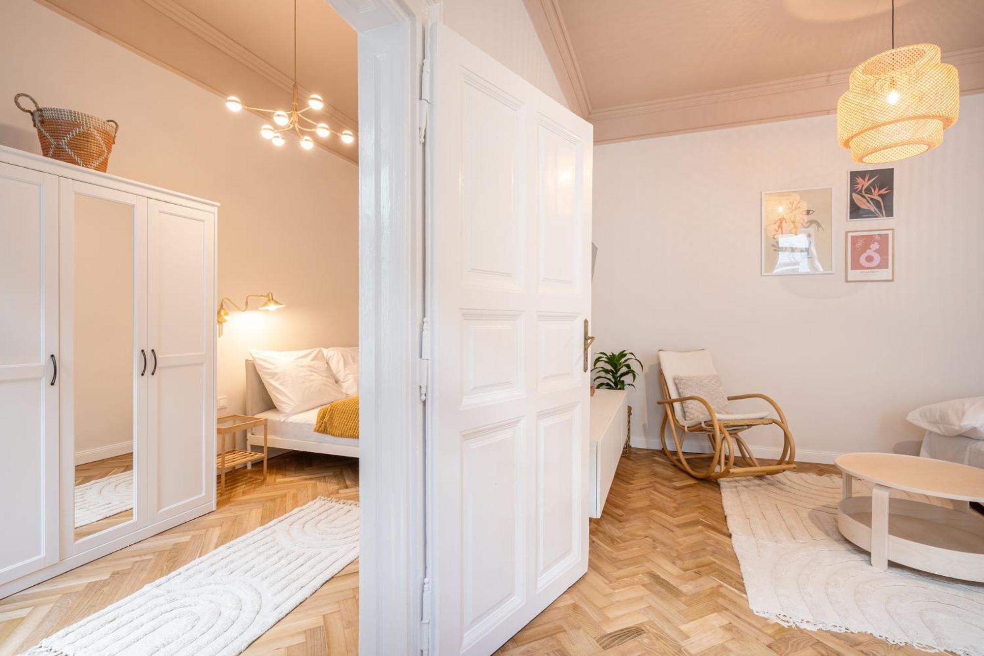 Daydream Den * Budapešť