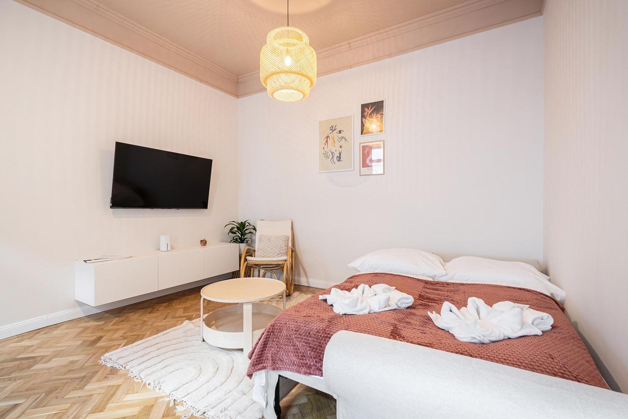 Daydream Den Апартаменти